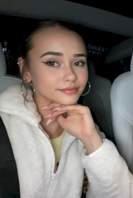 Sweet teen Brianna Bums sticks out her pierced tongue during non-nude action - Photo 10