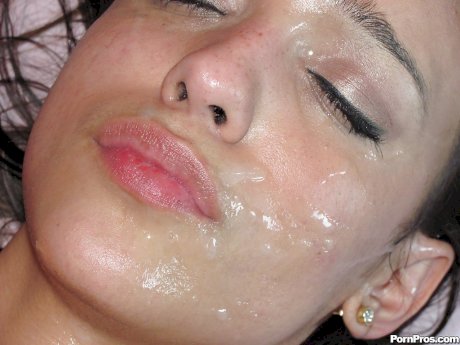 Latina girl Melanie Rios giving deepthroat BJ before cumshot on pretty face