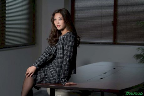 Asian office lady Emiri Momota gets her hairy pussy creampied by an intern - Photo 1