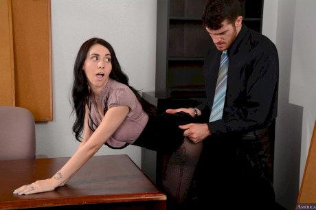 Secretary Luna C. Kitsuen gets her tights ripped & her cunt dicked by her boss