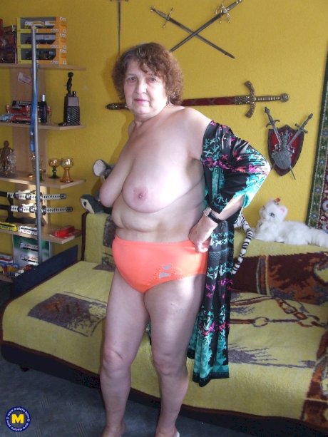 Naughty granny Marlies shows off every inch of her chubby naked body