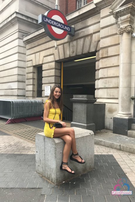 Slim amateur girlfriend Lily Adams shows her petite body in a solo - Photo 2