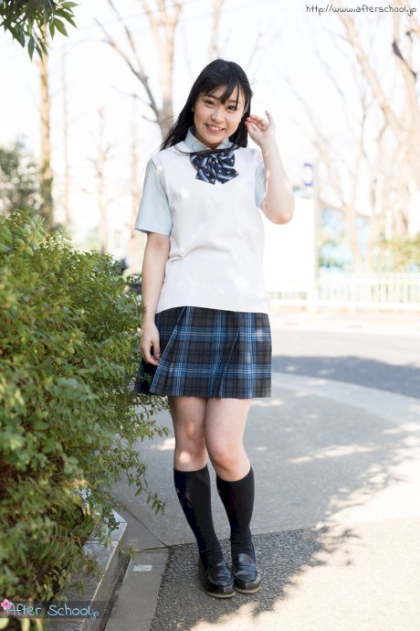 Horny Asian schoolgirl lifts up her skirt and masturbates - Photo 1