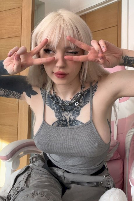 OnlyFans Runa Byt 3 starring Runa Byt 3 Sex Photos - Photo 1