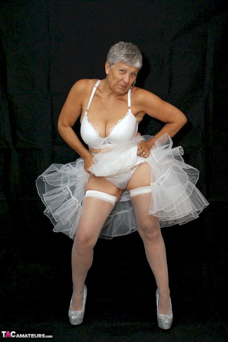 Brazen plump granny Savana flashes panty upskirt in tutu & sparkly high heels