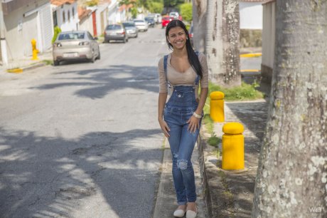 Sweet Latina teen Denisse Gomez flaunts her stunning figure in jeans