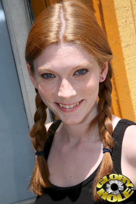 Redhead Amelia Rose goes 1 on 1 with a BBC & takes a facial at a gloryhole