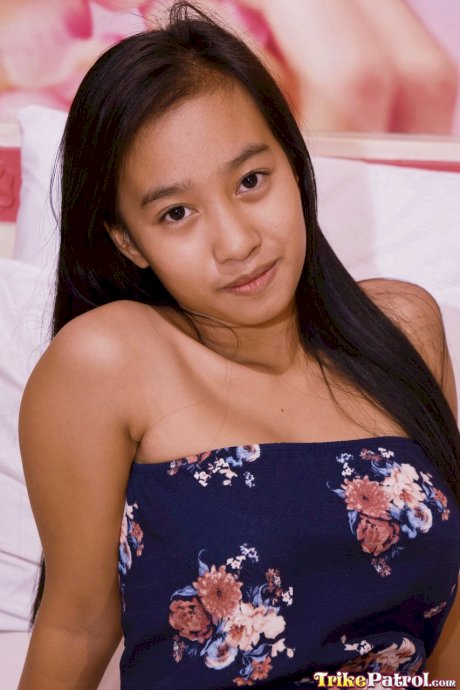 Lovely Asian babe with big boobs Chloe Hidalgo enjoys hardcore sex