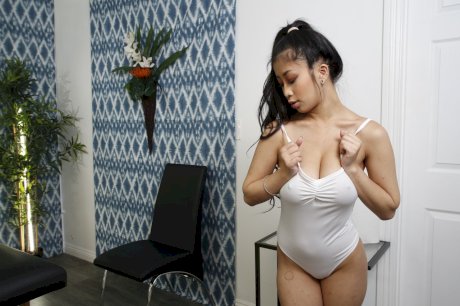 Fantastic Asian pornstar Jade Kush gives a blowjob and rides a dick