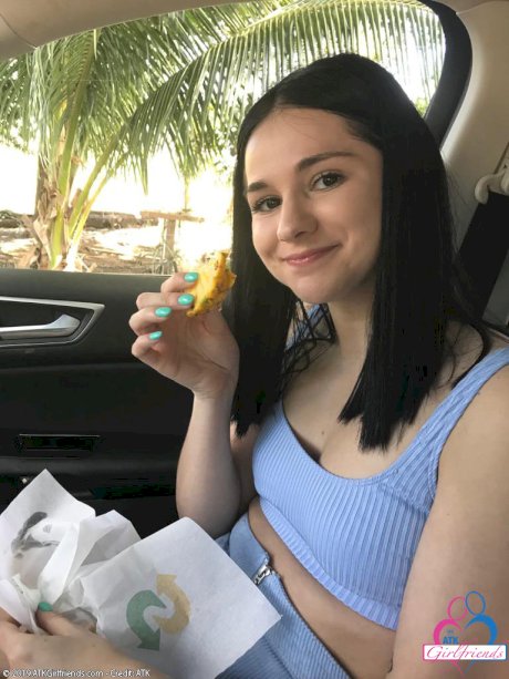 Alluring teen Violet Rain shows her big ass in a vacation pics compilation
