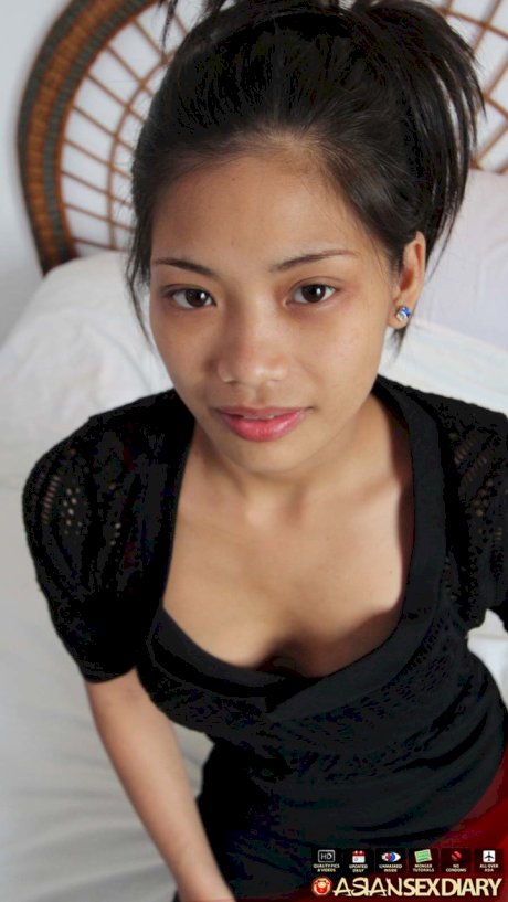 Slim Filipina girl Franciska undresses before enduring breast groping