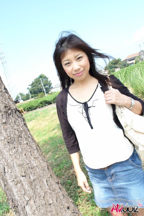 Japanese babe Karin Asahi reveals her big tits and hot pussy outdoors porn pics