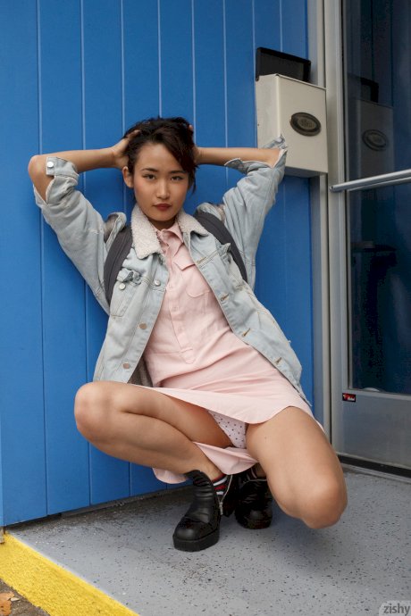 Stunning Japanese babe Saki Kishima flashing her tits and ass in public