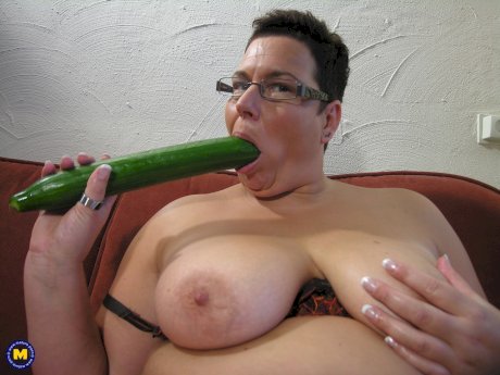 European fatty Brendie sucking and fucking a huge cucumber in a solo