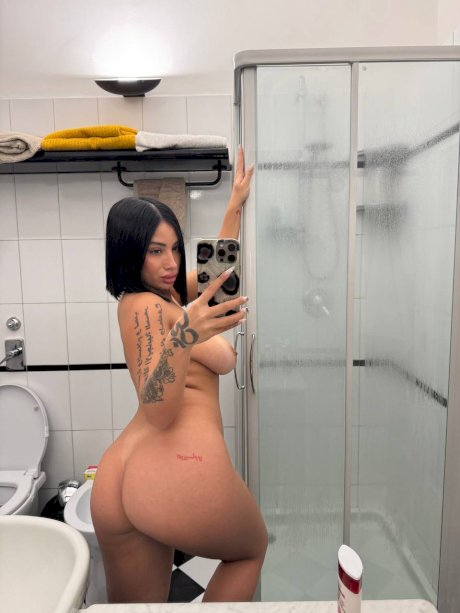 OnlyFans Leyla Amari featuring Leyla Amari Naked Photos