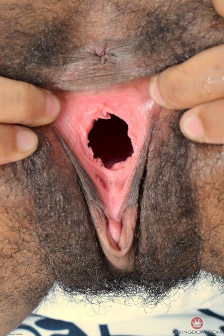 Exotic ebony damsel Olivia Green displays her endless gaped love hole up close - Photo 20