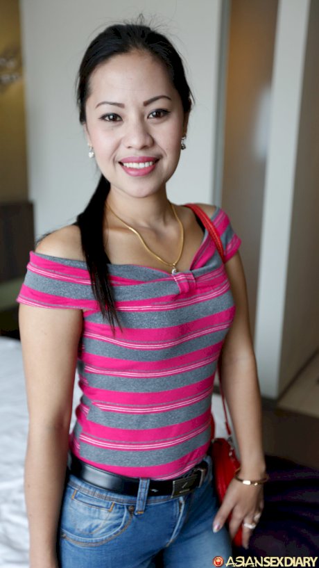 Pretty amateur Asian babe Noti unveils her body and gets fucked in POV action