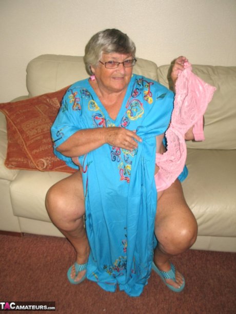 Obese nan Grandma Libby licks a nipples after taking off her pink panties