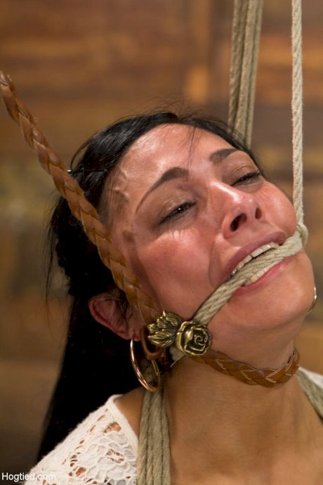 Latina sex slave Beretta James gets punished with a vibrator while tied up - Photo 17