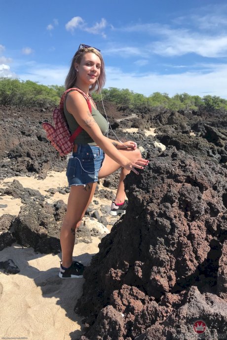 Stunning teen with big tits Gabbie Carter poses naked in different locations - Photo 5