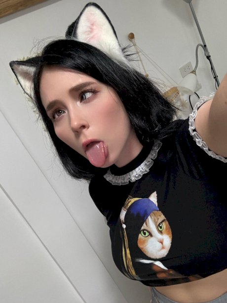 OnlyFans Sweetie Fox OF performed by Sweetie Fox OF Nude Images
