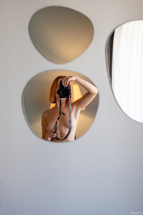 Petite glamour babe Marta Gromova shows off her beautiful naked body - Photo 20