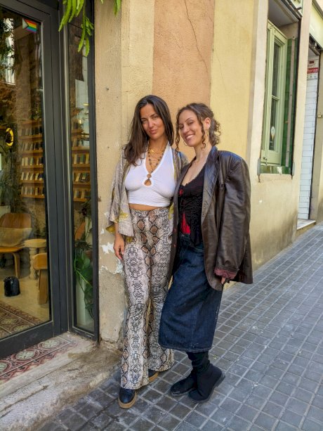 Beautiful lesbians Sofi L and Calita show off their tits and lick pussy porn pics