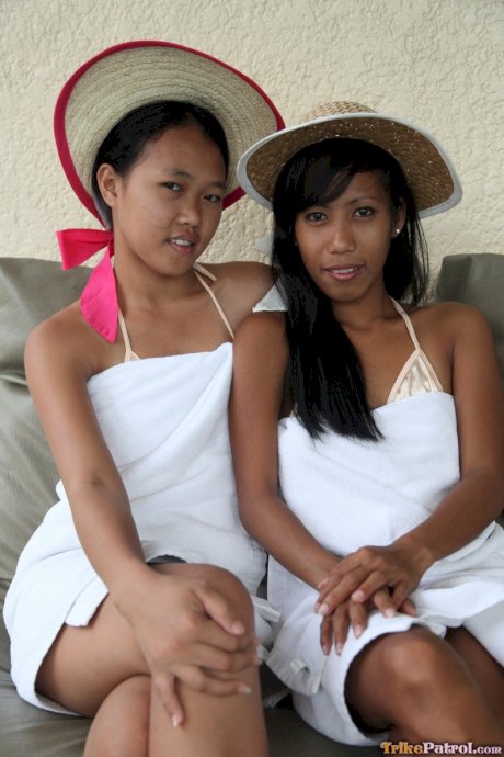 Beautiful Filipinas Jeremay & Mayka sharing a fat boner in a POV 3some