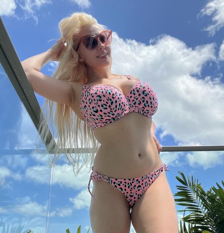 OnlyFans Sigal Blonde starring Sigal Blonde XXX Pictures
