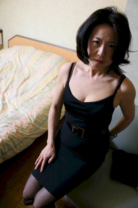 Hairy Japanese Grandma Junko Sakashita exposes her body and toys herself