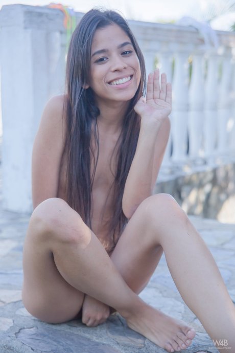 Young Latina Karin Torres shed shots to spread legs & masturbate outdoors