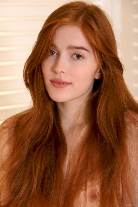 Redhead teen Jia Lissa fingers her trimmed bush in fuzzy leg warmers - Photo 20