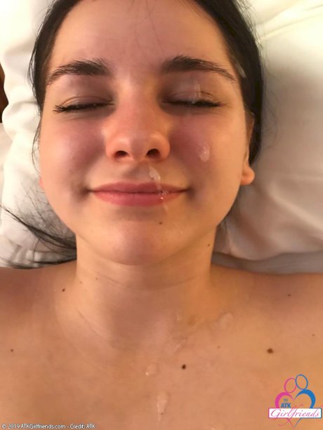 Alluring teen Violet Rain shows her big ass in a vacation pics compilation