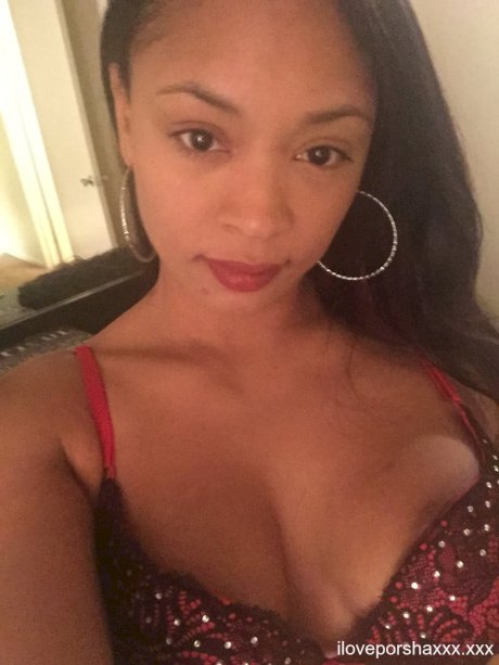 Sexy Latina girl takes mirror selfies while wearing a bra and panty set - Photo 15