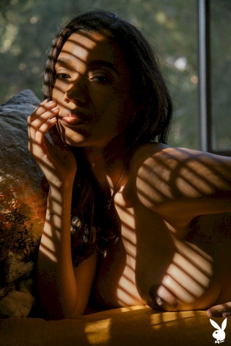 Beautiful babe Brookliyn unveiling her perfectly shaped tits and booty