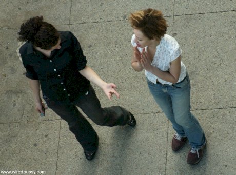 Jamie is masturbated with an electrical toy by a lesbian while out for a walk - Photo 16