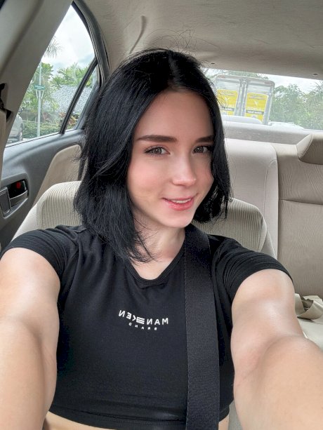OnlyFans Sweetie Fox OF performed by Sweetie Fox OF Nude Images