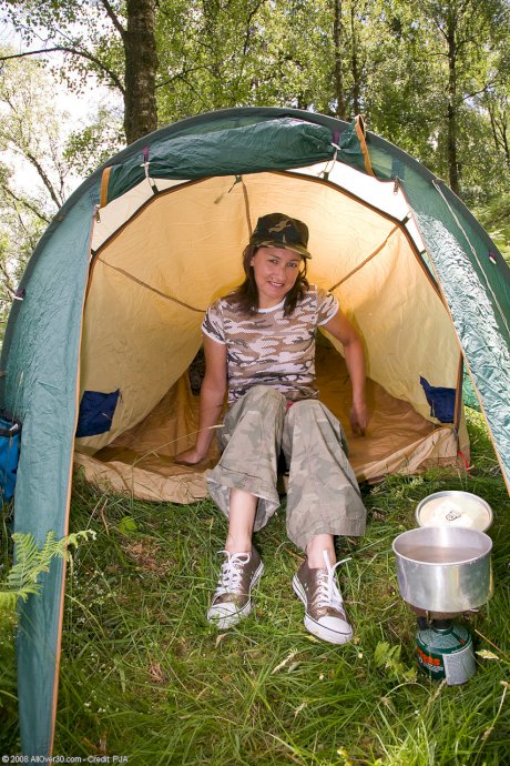 MILF Caylian Curtis strips off her military outfit and poses while camping