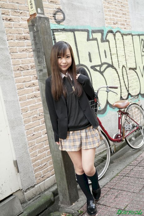 Asian schoolgirl Mai Kawasumi gets her hairy cunt creampied in a BDSM gangbang